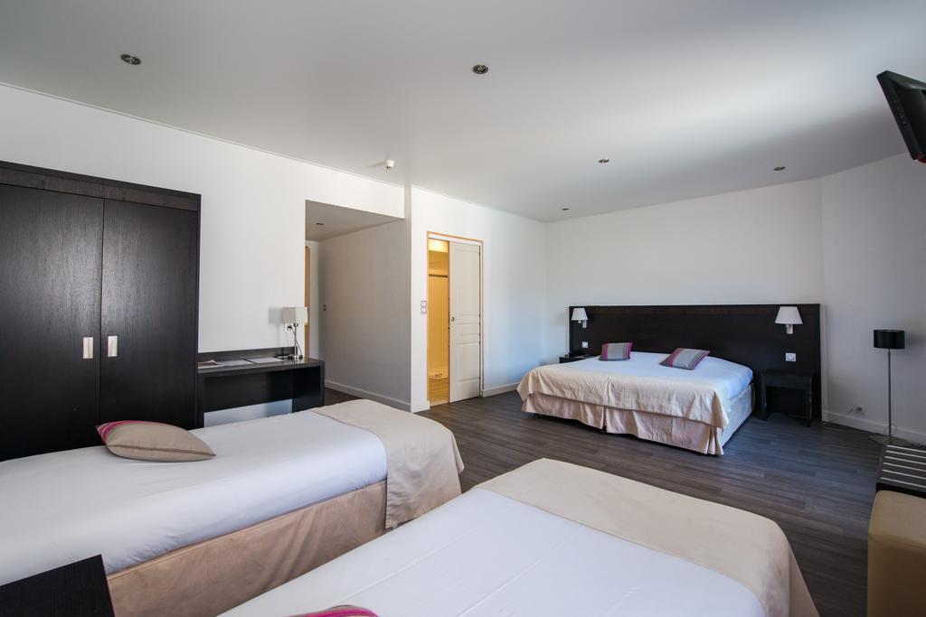 Comté De Hotel
